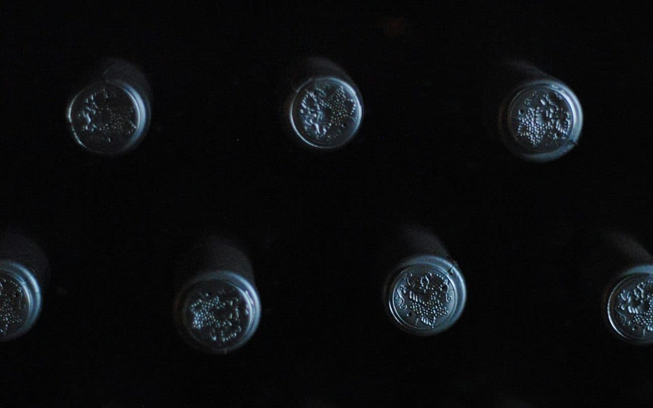 Cover Image for A Guide to Profitable Wine Investments in the Modern Era